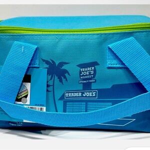 NWT Trader Joe's Mini Insulated Lunch Box- Baby Blue✨ ✨
